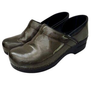 Dansko 40 Women Professional Clogs Size 9-9.5 Leather Irridescent Slip Resistant